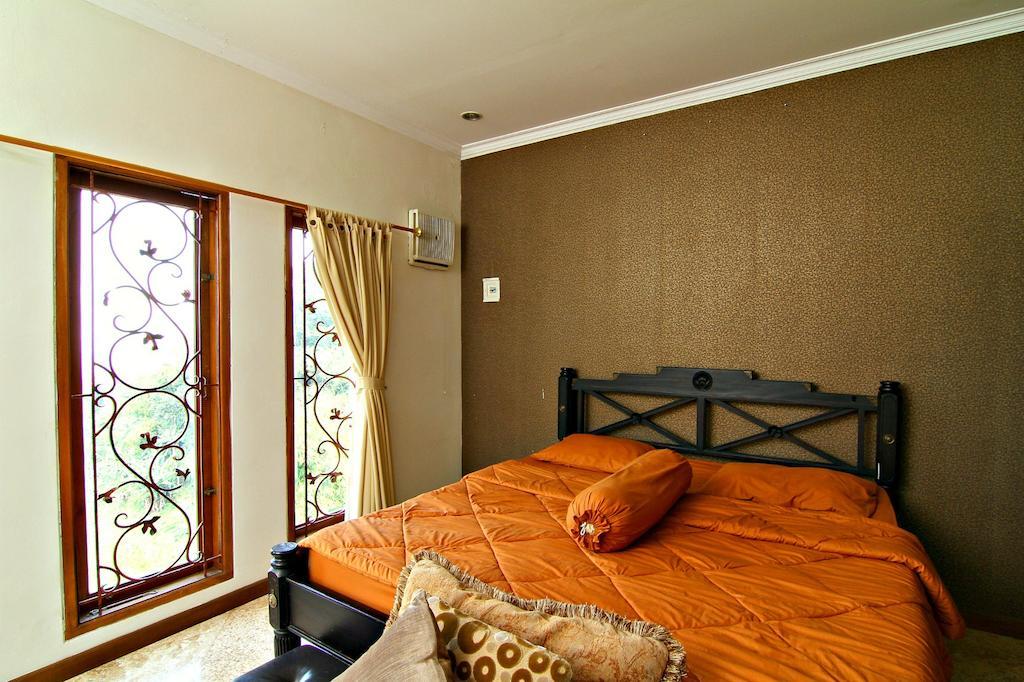 Villa De Bukit Dago Bandung